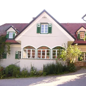 Penzion Hirschenhof, Štýrský Hradec