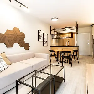https://super-apartamenty-exclusive.poznan-hotels.com